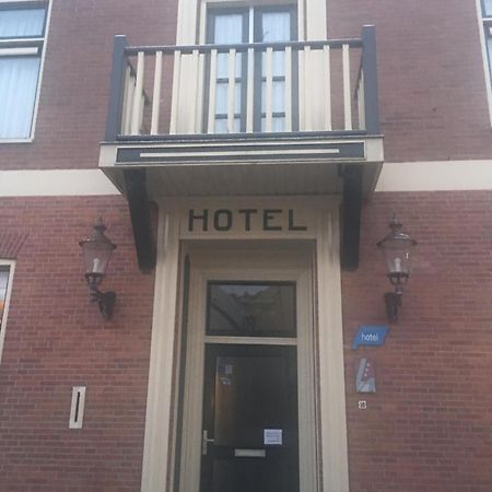 Hotel Het Gemeentehuis Uithuizen Esterno foto