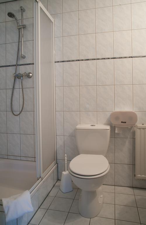 Hotel Het Gemeentehuis Uithuizen Camera foto