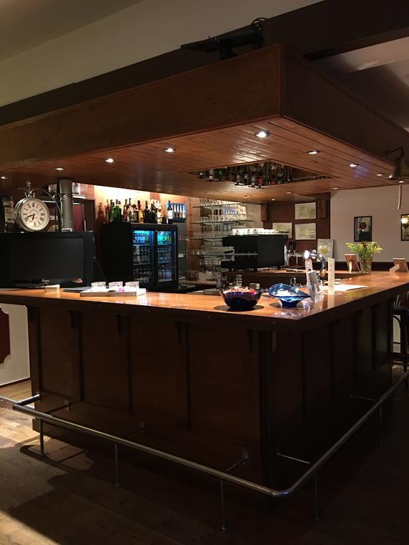 Hotel Het Gemeentehuis Uithuizen Esterno foto