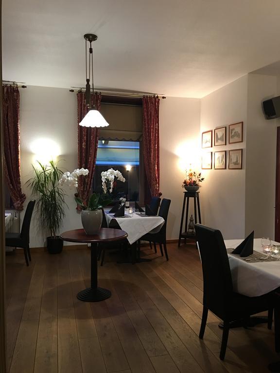 Hotel Het Gemeentehuis Uithuizen Esterno foto