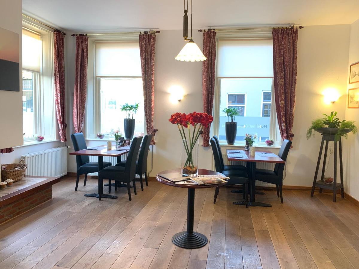 Hotel Het Gemeentehuis Uithuizen Esterno foto